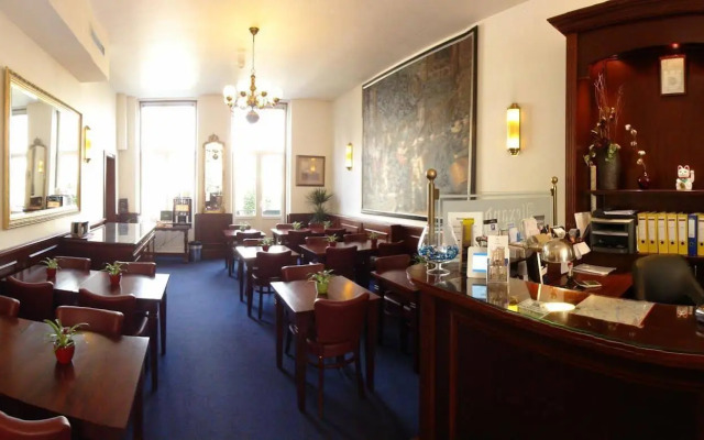 Hotel Alexander