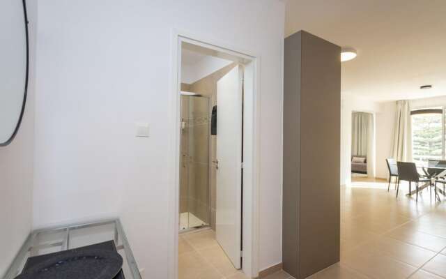 Kanika Seabreeze Apartment