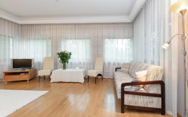 Room in Guest Room - Valensija - Large Suite Apartment