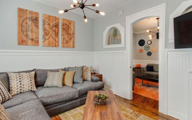1202 Savannah - 4 Br Home
