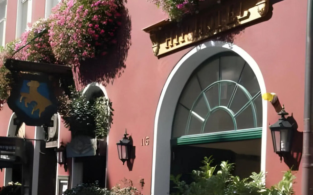 HIP Hotel