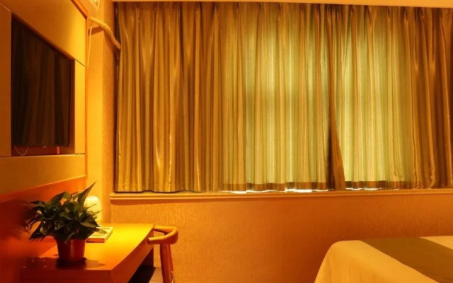 Shell Rizhao Donggang District Bus station Hotel