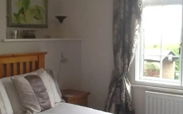 Corner Cottage B&B