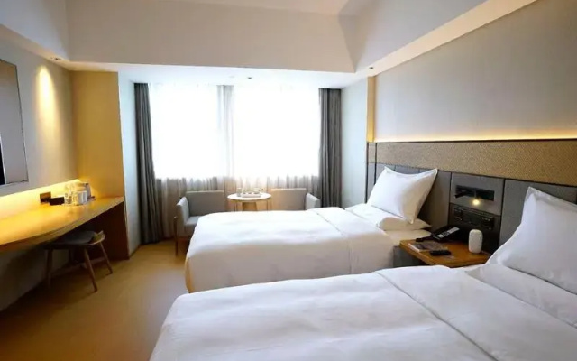 JI Guangzhou Zhujiang New Town