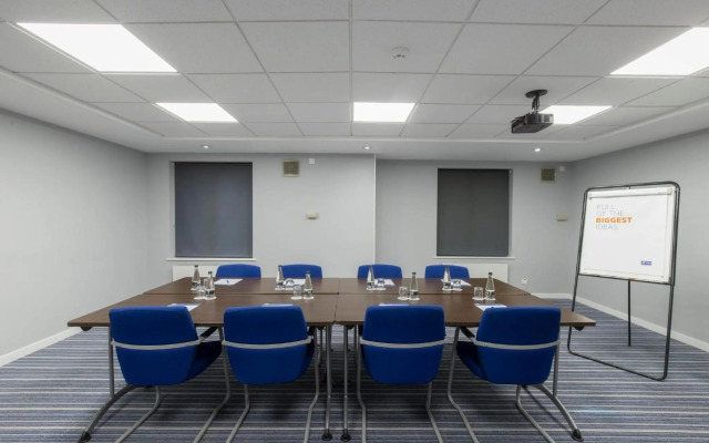 Holiday Inn Express Poole by IHG