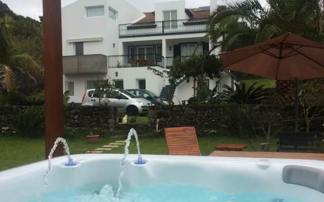 Apartment with 2 Bedrooms in Caloura, with Furnished Terrace And Wifi