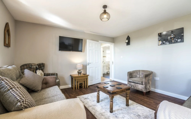 The Beacon - 3 Bed - Ludchurch