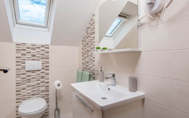 Holiday Villa Lovište Paradise