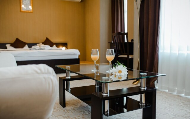 Tip Top Hotel City Center
