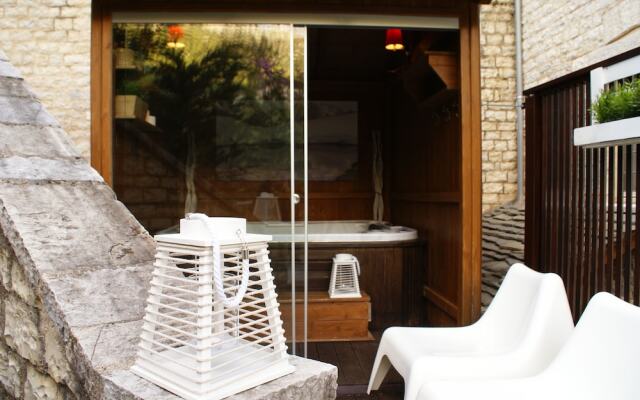 Gamila Rocks Mountain Hotel