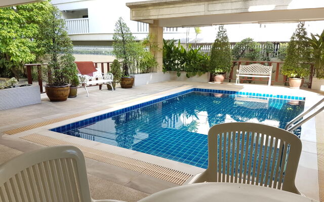 14 Place Sukhumvit Suites - SHA Plus