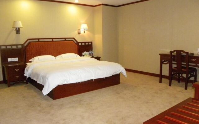 Century Plaza Qidu Hotel