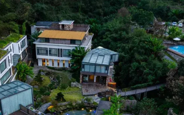 Yanyujian Hostel