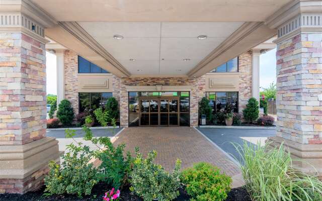 Five Towns Inn - JFK Airport