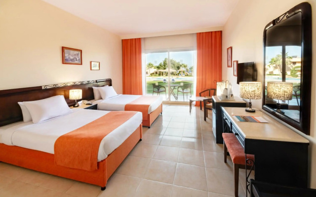 Wadi Lahmy Azur Resort