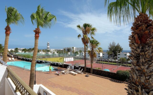 Relaxed Apartment in Puerto del Carmen With Swimming Pool