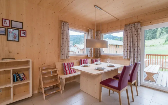 Lavish Chalet With Whirlpool