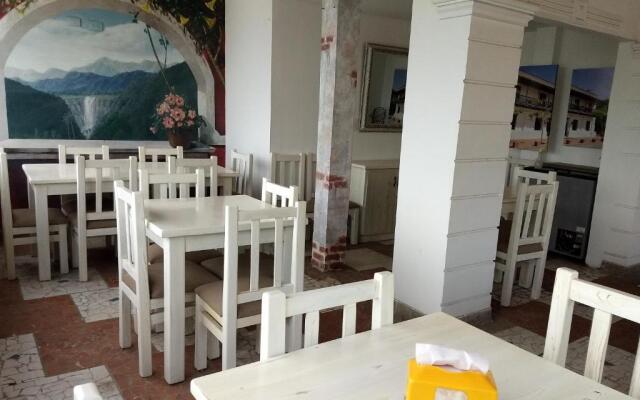 Hotel Tayromar