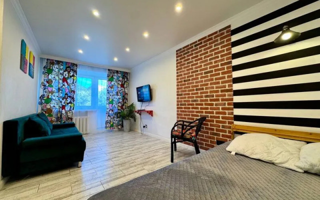 Апартаменты Аренда 72 на ул. Республики, д. 158