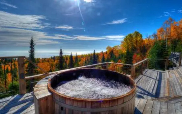 Le Refuge - Les Chalets Spa Canada
