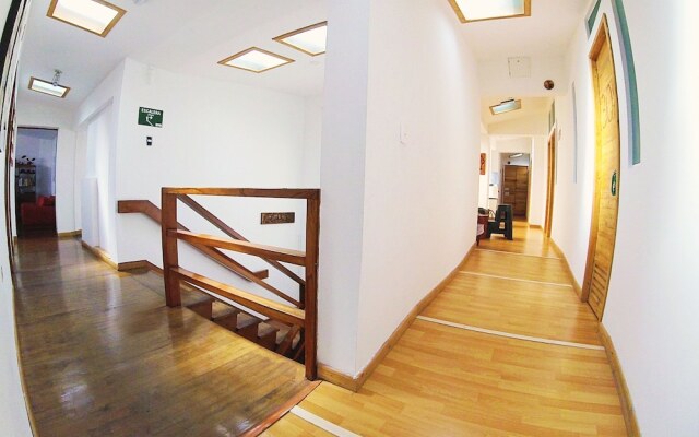 Hostal De La 57 - Hostel