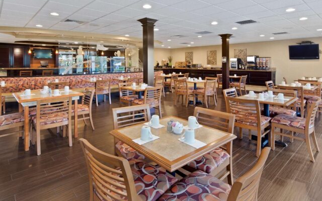 Best Western Downtown Stuart