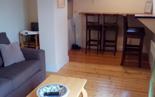 Delphi Cottage