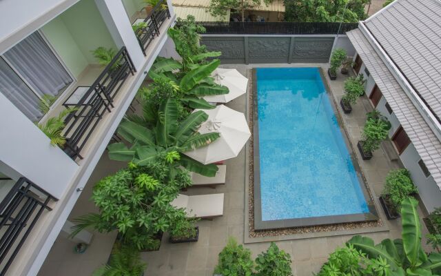 Golden Citadel Hotel