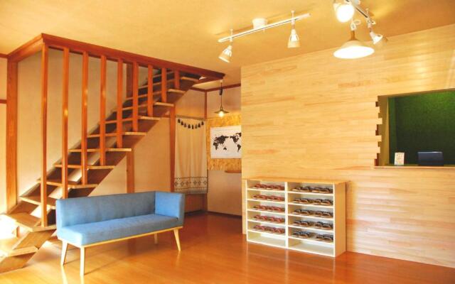 Cocomock House