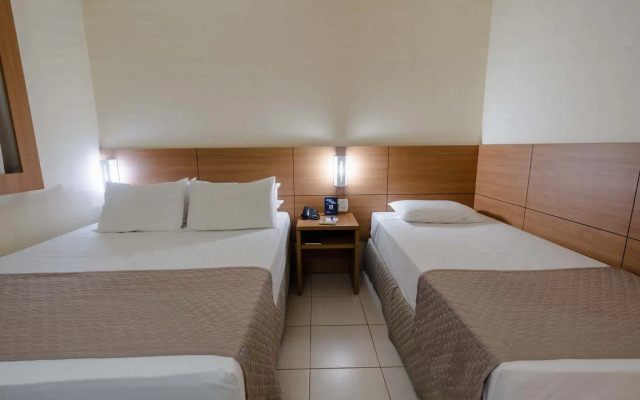 Hotel Caiua Express