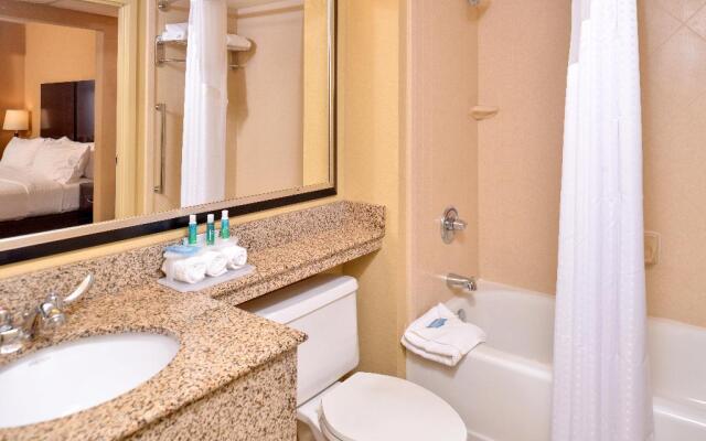 Holiday Inn Express & Suites Buffalo Downtown - Medical CTR by IHG