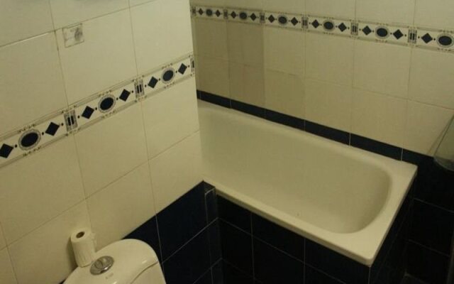 Hanoi Gravita Hotel