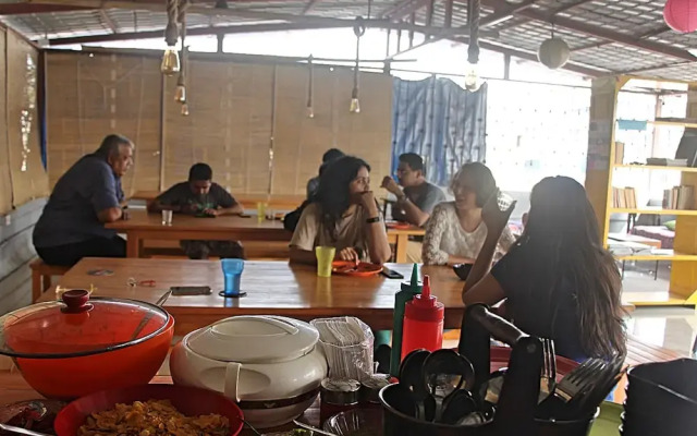 Cohostel