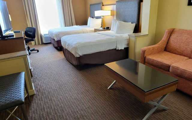 Wingate by Wyndham Greensboro/Coliseum