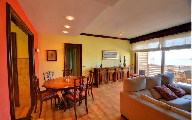 Sea Front Apartment