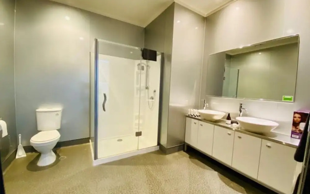 Gamma Hotel