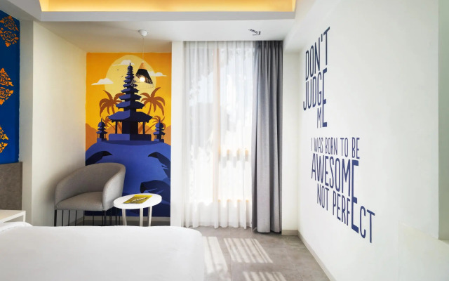 YELLO Hotel Kuta Beachwalk Bali