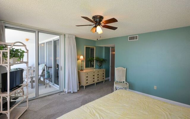 Shoreline 3044 Condo by RedAwning