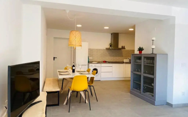 70 M2, Apartamento Cerca De La Playa, Apto Minusvalidos.