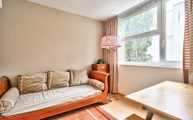 Charming 3 Room Apartment - Paris