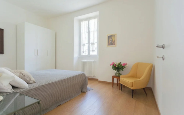 Tina's Window on Lake Como by Rent all Como