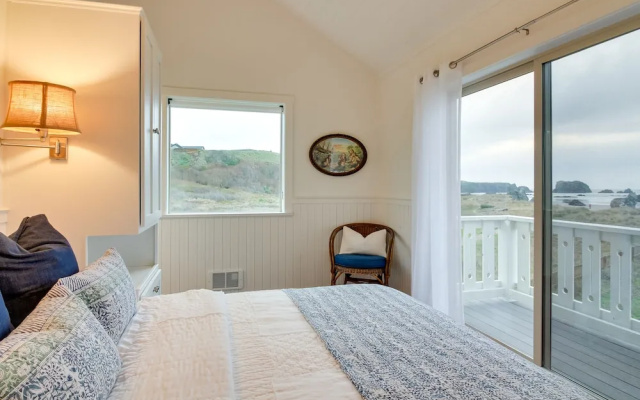 Scenic Bandon Vacation Rental w/ Beach Access!