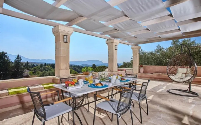 Villa Rouga in Xirosterni