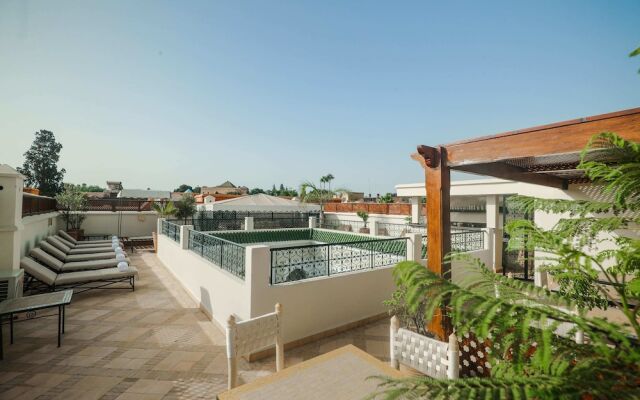 Riad NayaNour