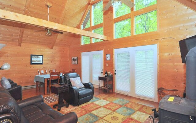 Rosies Creekside Retreat - 3 BR Escape!