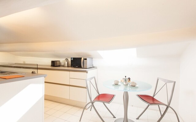 Rental in Rome Corso Lucina