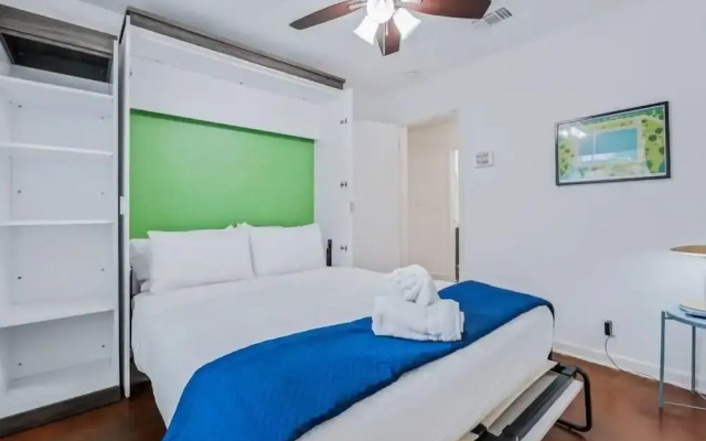 SoCo Oasis Retreat Relax in Comfort