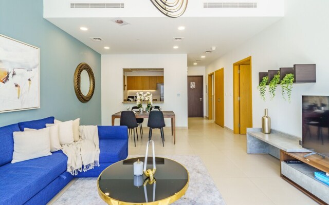 Downtown Charming Condo Close to Dubai Mall