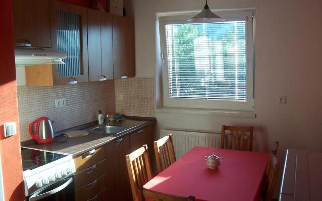 Apartmány u tenisového kurtu