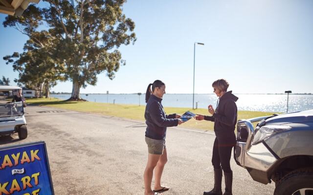 Lake Boga Caravan Park